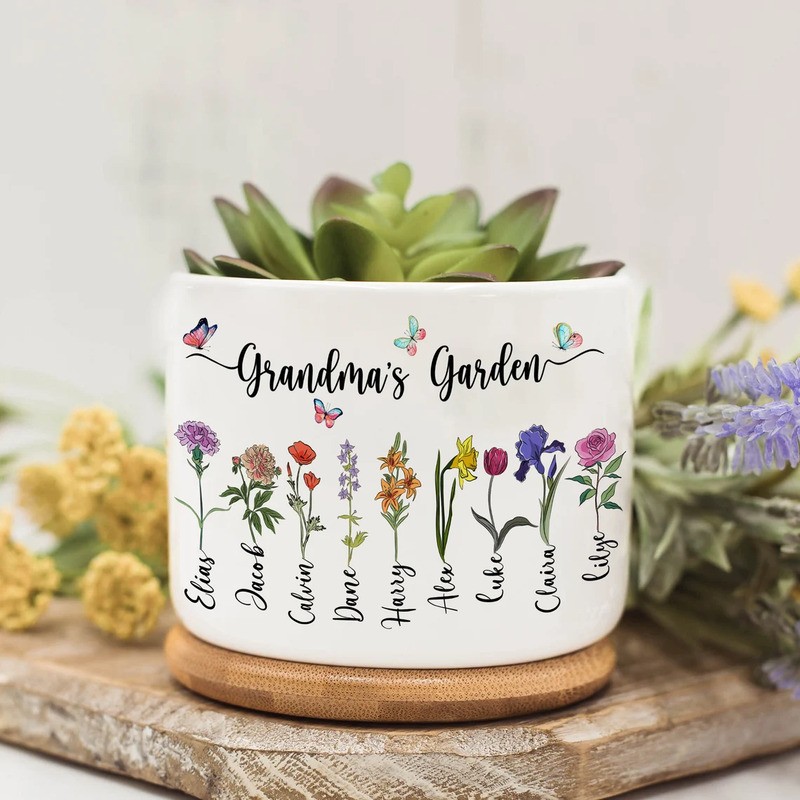 Custom Birth Month Flower Plant Pot Grandma's Garden Plant Pot