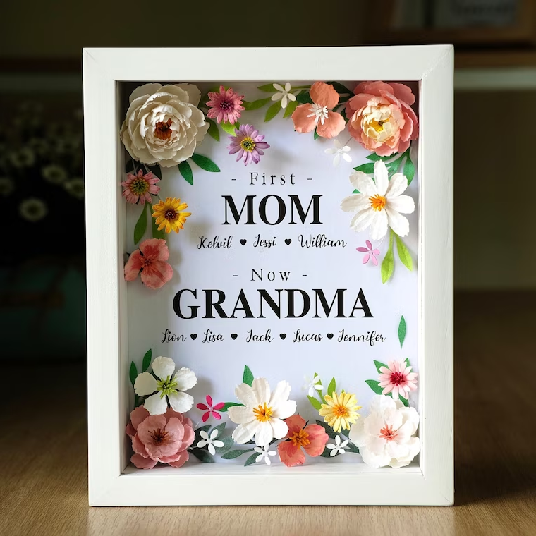 Personalized First Mom Now Grandma Flower Frame For Mother's Day Gift