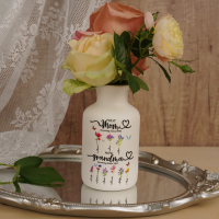 Personalized Grandma's Garden Vase With Grandkids Name and Birth Flowers For Mother's Day