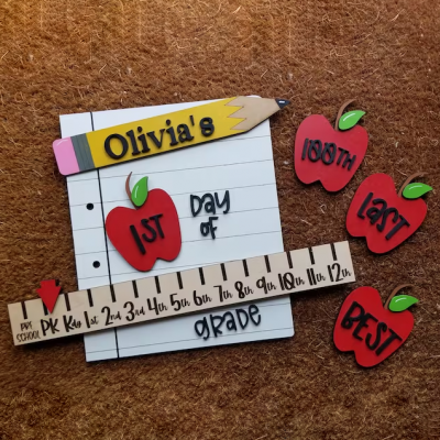 Personalized First/100th/Last Day of School Interchangeable Back to School Sign Prop For Kids Gift Ideas