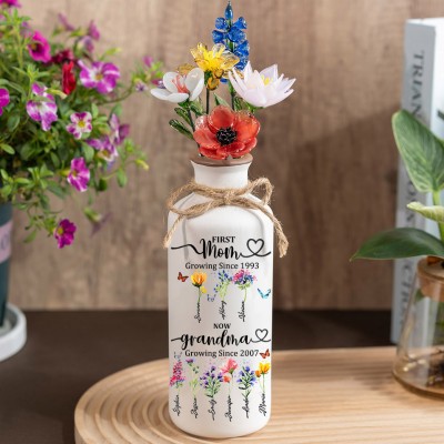 Personalized Grandma's Garden Vase With Grandkids Name and Birth Flowers For Mother's Day